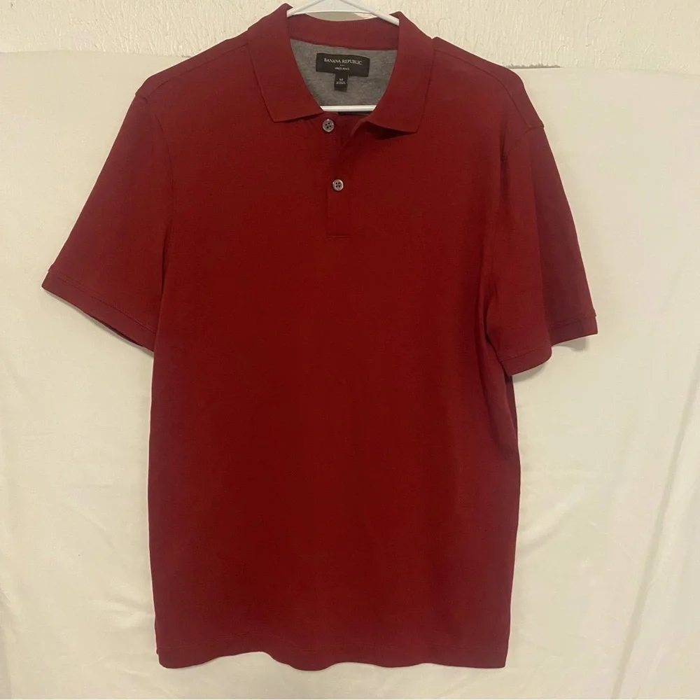 Banana Republic Mens Luxe Touch Performance Polo Size Medium 100% Cotton EUC